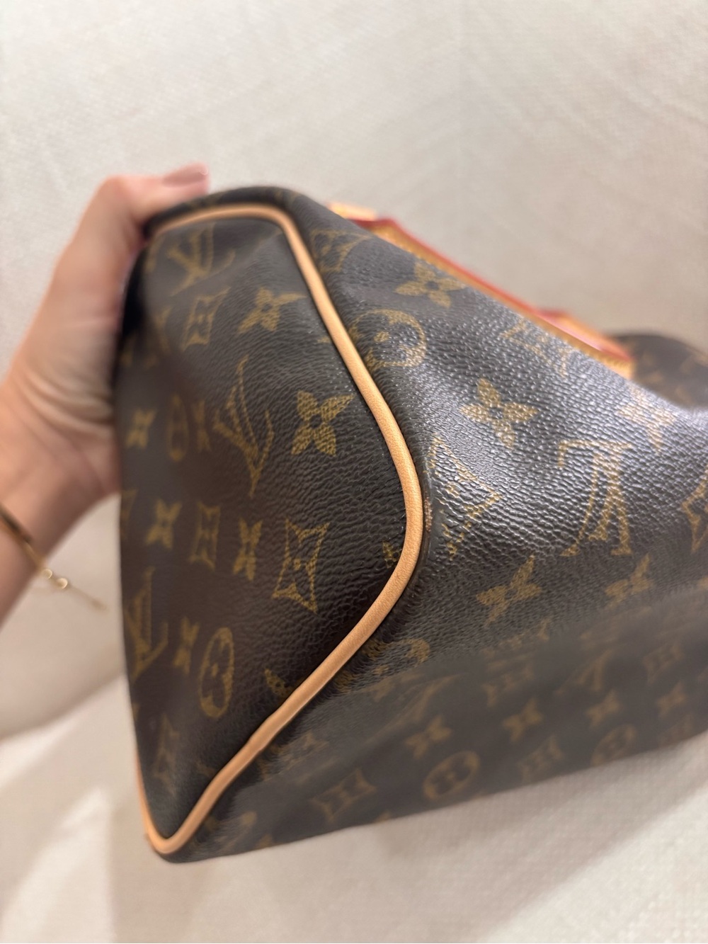 Authentic Louis Vuitton discontinued speedy 25 monogram satchel - Picture 11 of 16